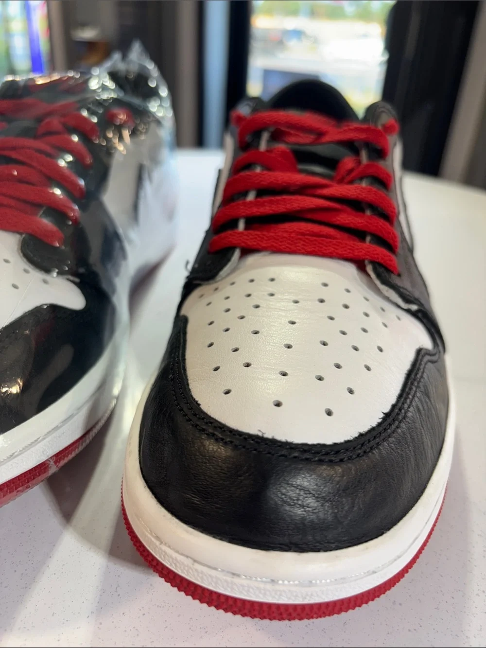 Air Jordan 1 Retro Low OG size 11.5 Like New